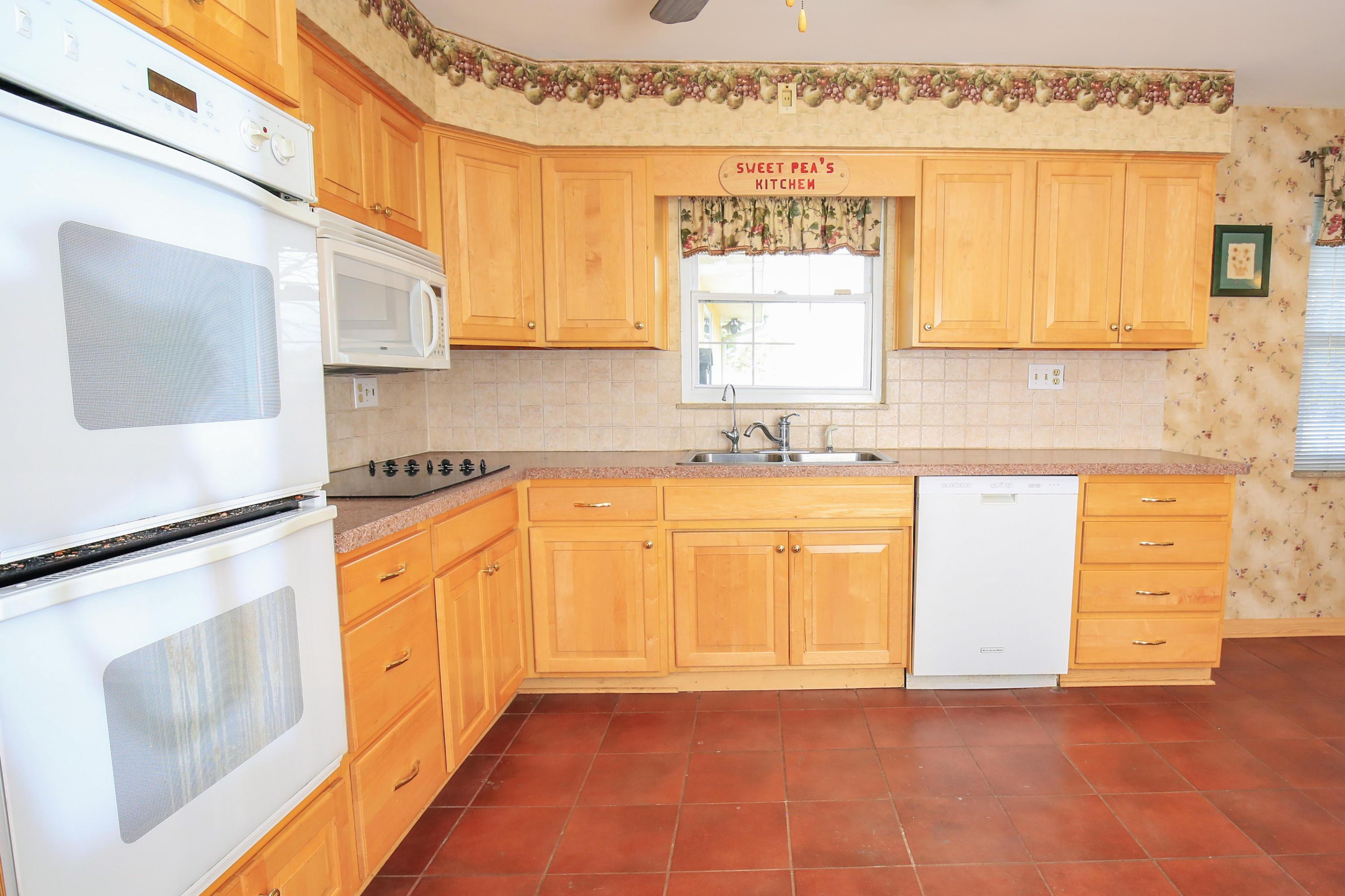 8055 Busey Road Pickerington, OH 43147 - Photo 12 of 77