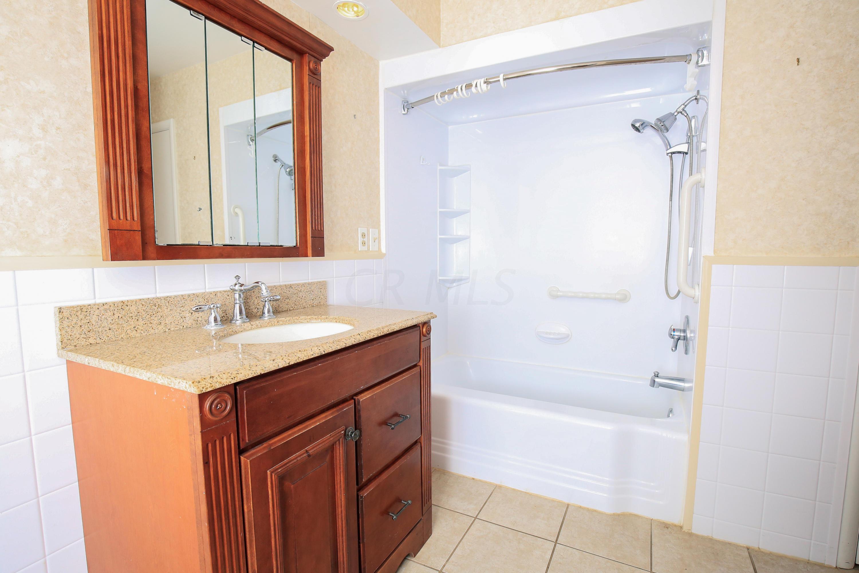 8055 Busey Road Pickerington, OH 43147 - Photo 21 of 77