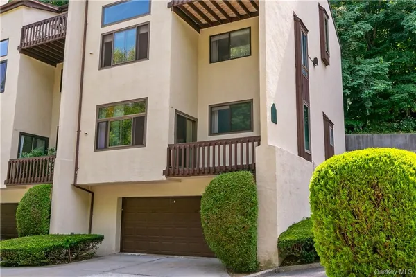 $4,700 | 343 North Greeley Avenue, Chappaqua, NY 10514