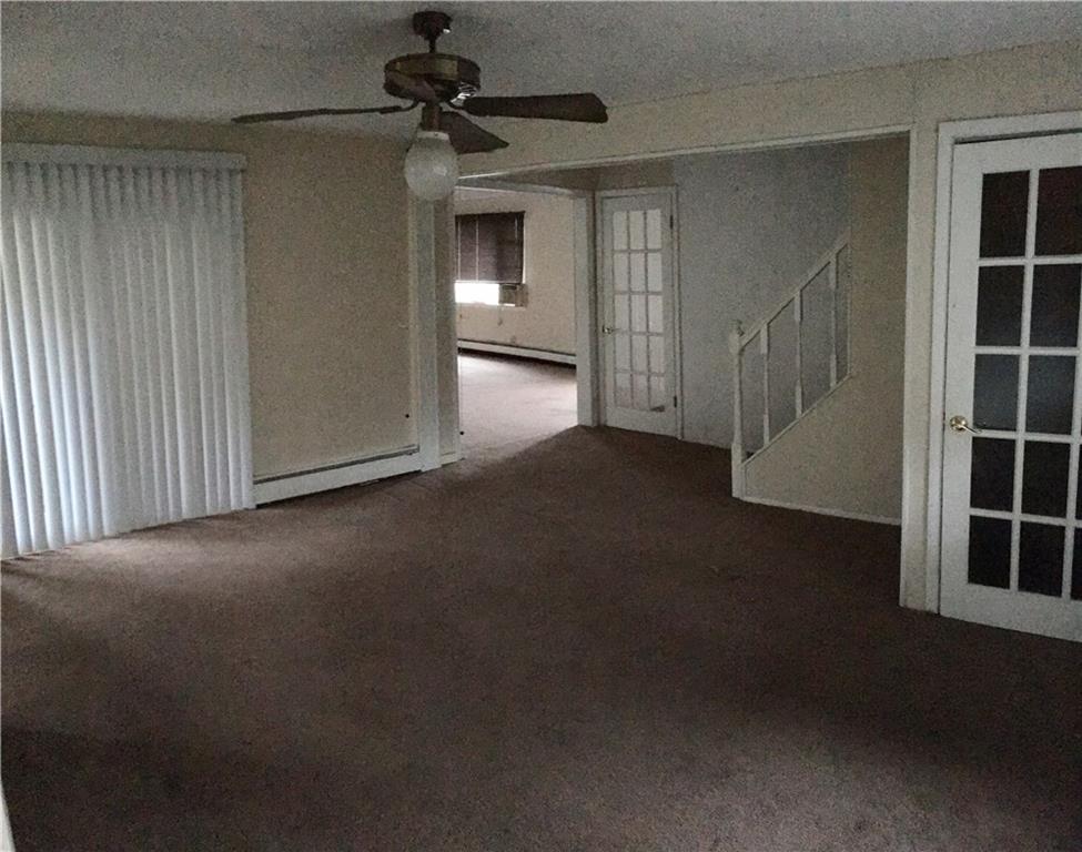 1352 Carnahan Road Pittsburgh, PA 15220 - Photo 10 of 11 Dining room
