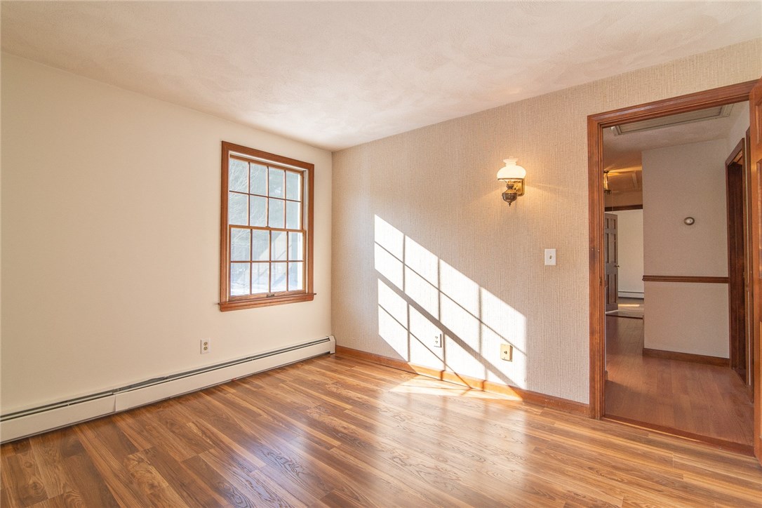 5 Spur Road Foster, RI 02825 - Photo 20 of 40