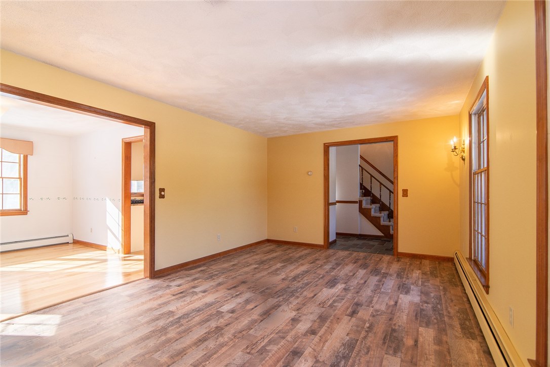5 Spur Road Foster, RI 02825 - Photo 6 of 40
