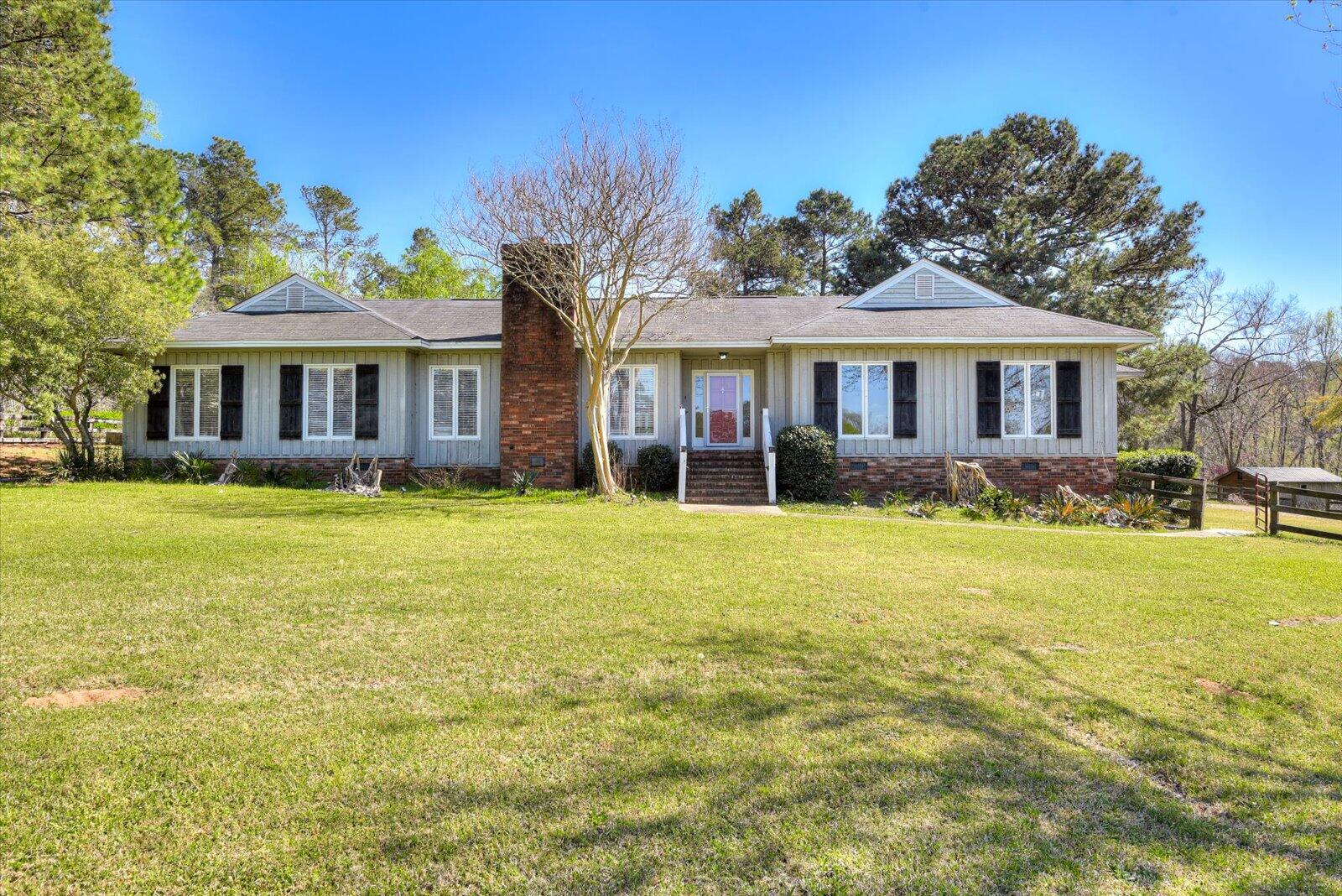 4512 Hardy McManus Road Evans, GA 30809 - Photo 2 of 34 001-101