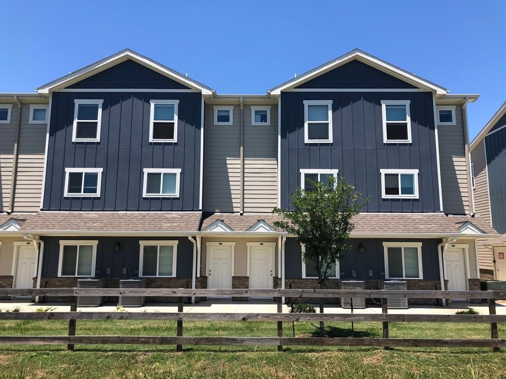 21155 Gosling Road, Unit 17C Spring, TX 77388 - Photo 4 of 33