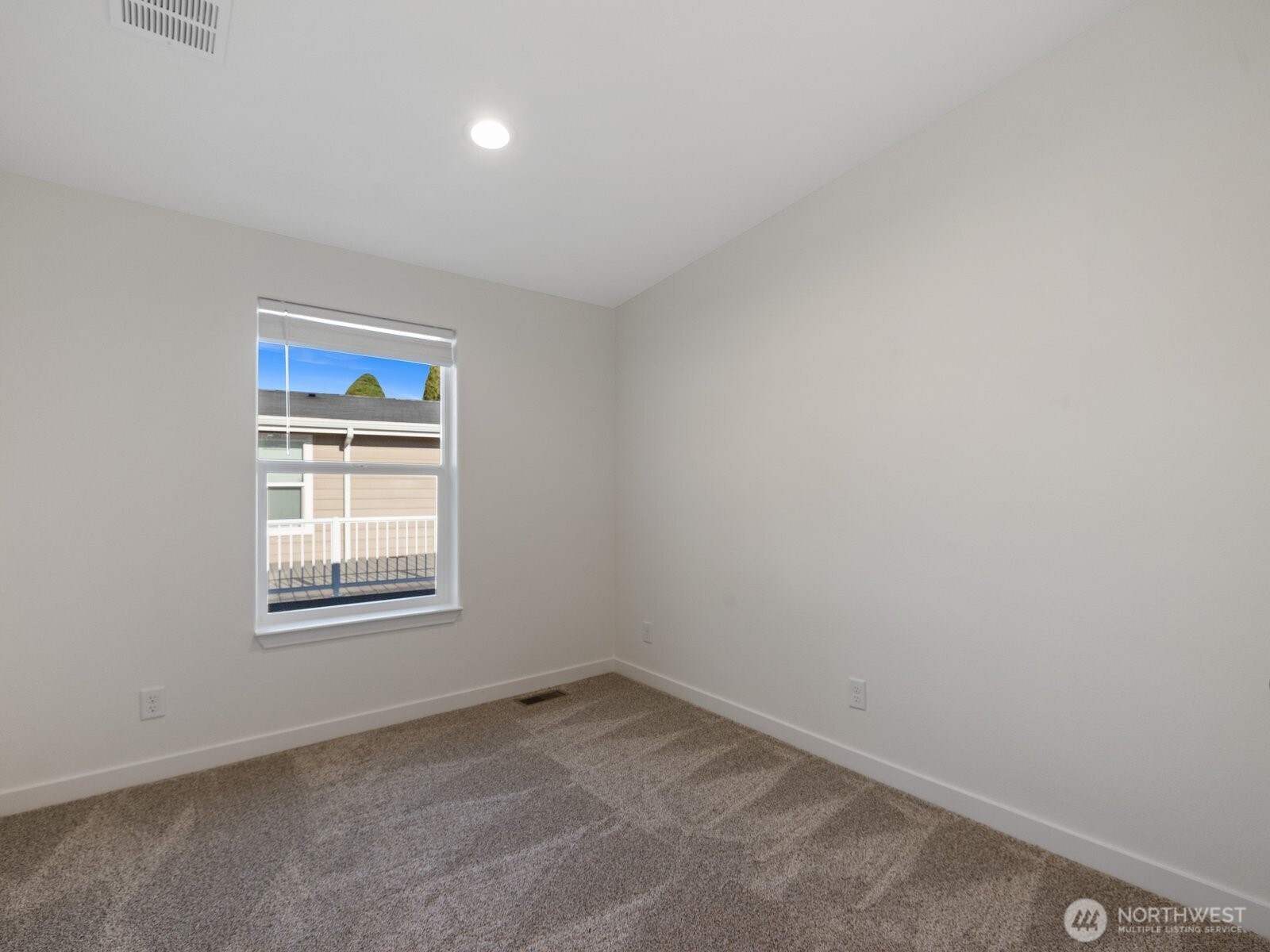 23825 15th Avenue Southeast, Unit 101 Bothell, WA 98021 - Photo 17 of 27