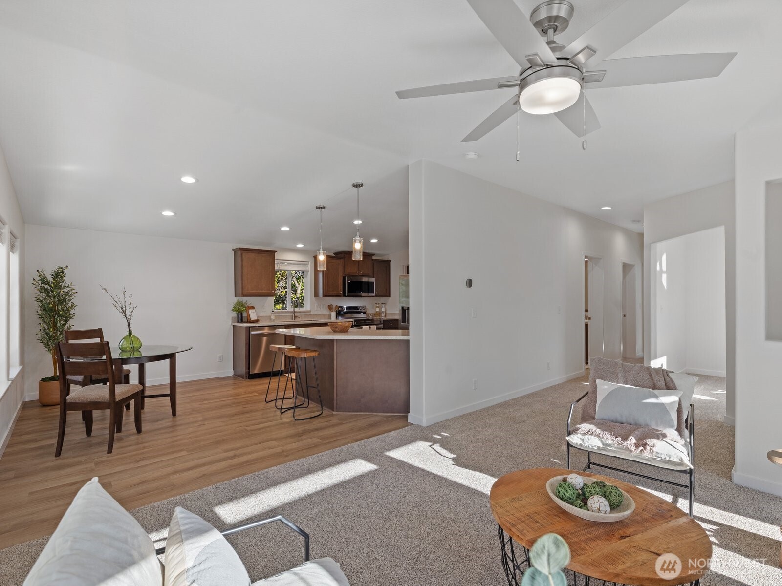 23825 15th Avenue Southeast, Unit 101 Bothell, WA 98021 - Photo 6 of 27