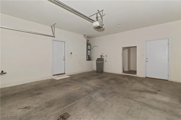 $379,900 | 2715 Brinkley Manor Street, Laughlin, NV 89029