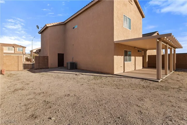 $379,900 | 2715 Brinkley Manor Street, Laughlin, NV 89029