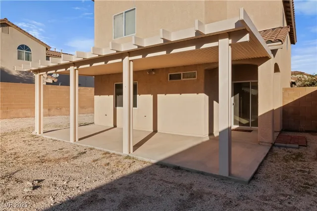 $379,900 | 2715 Brinkley Manor Street, Laughlin, NV 89029