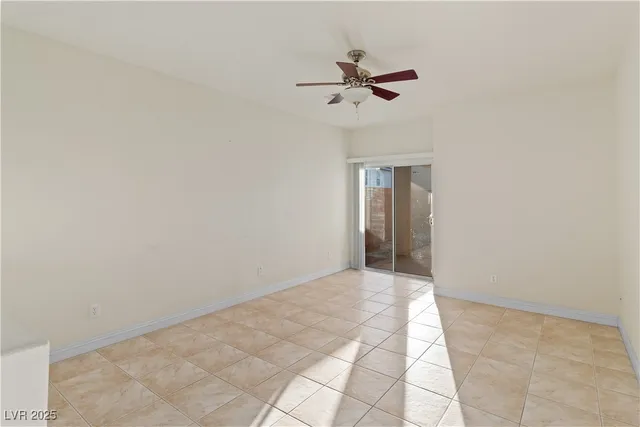 $379,900 | 2715 Brinkley Manor Street, Laughlin, NV 89029