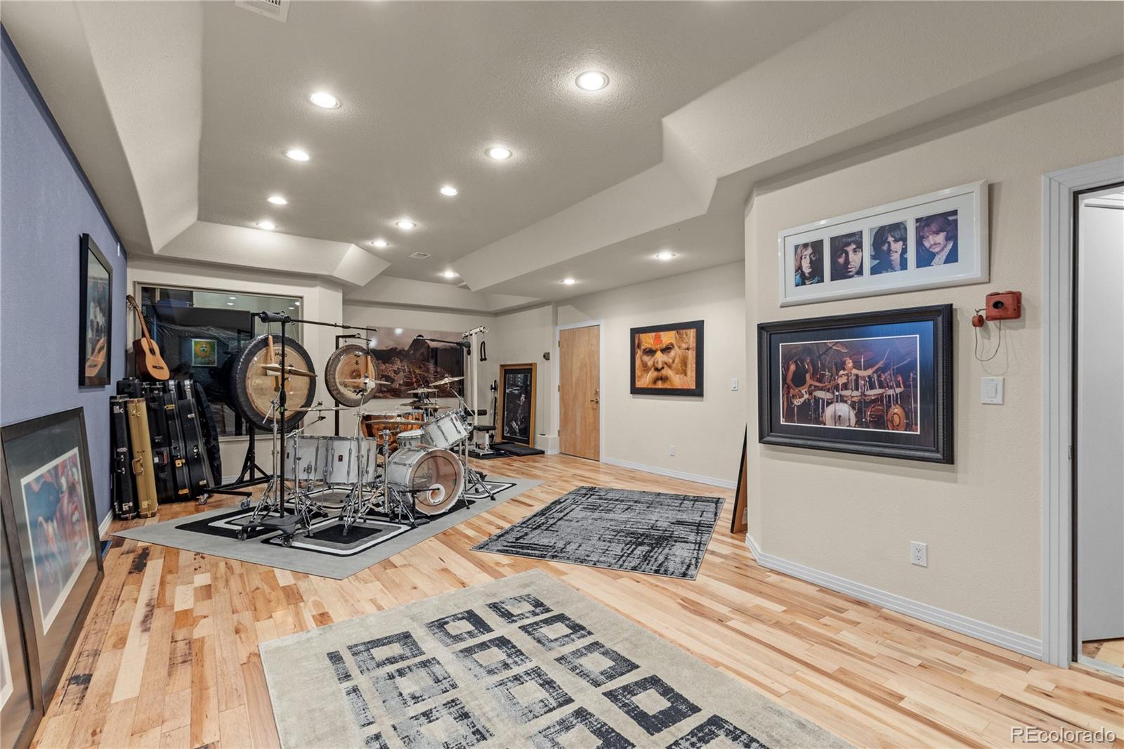 69 North Ranch Road Littleton, CO 80127 - Photo 39 of 50 a view of a room with gym equipment
