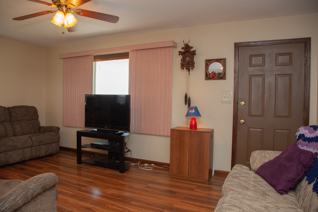 4200 Fickas Road Evansville, IN 47714 - Photo 11 of 32 Gallery Image 11