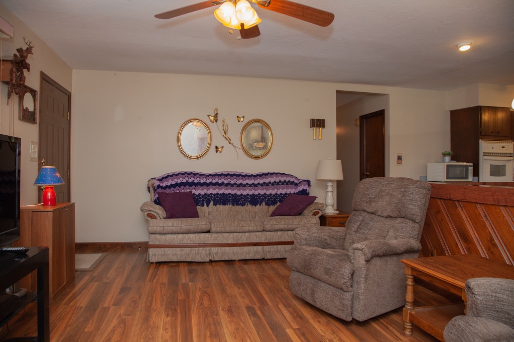 4200 Fickas Road Evansville, IN 47714 - Photo 12 of 32 Gallery Image 12