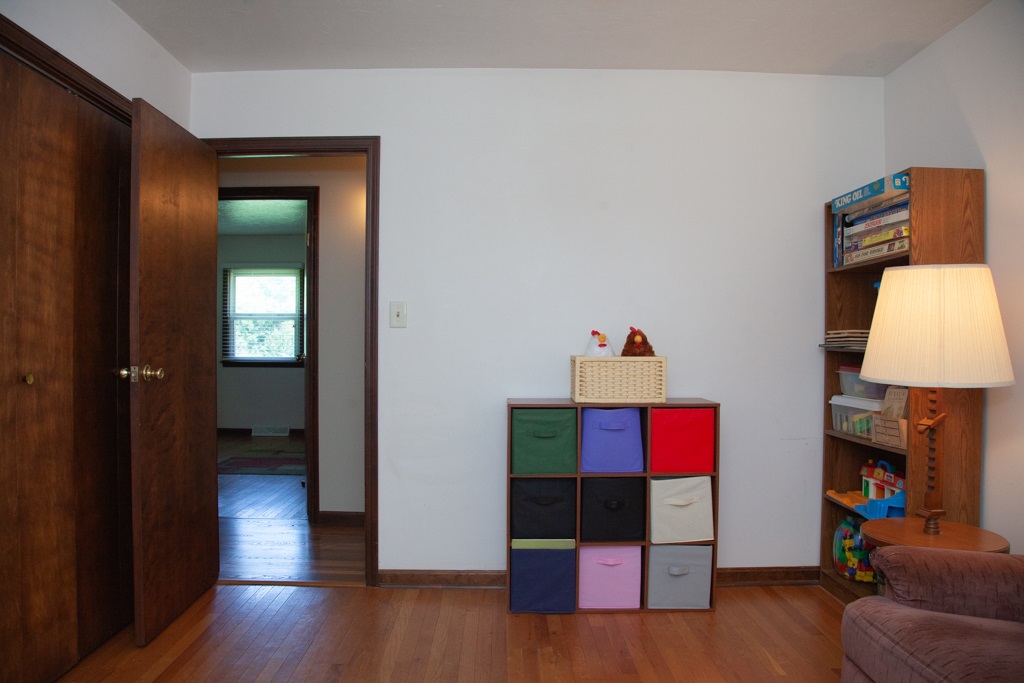 4200 Fickas Road Evansville, IN 47714 - Photo 3 of 32 Gallery Image 3