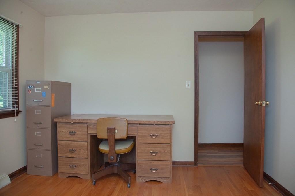 4200 Fickas Road Evansville, IN 47714 - Photo 5 of 32 Gallery Image 5