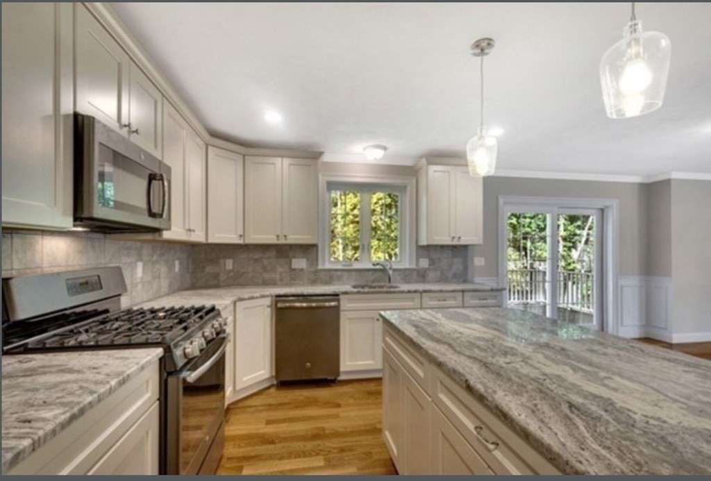 293 River Road Hudson, MA 01749 - Photo 5 of 12 Gallery Image 5