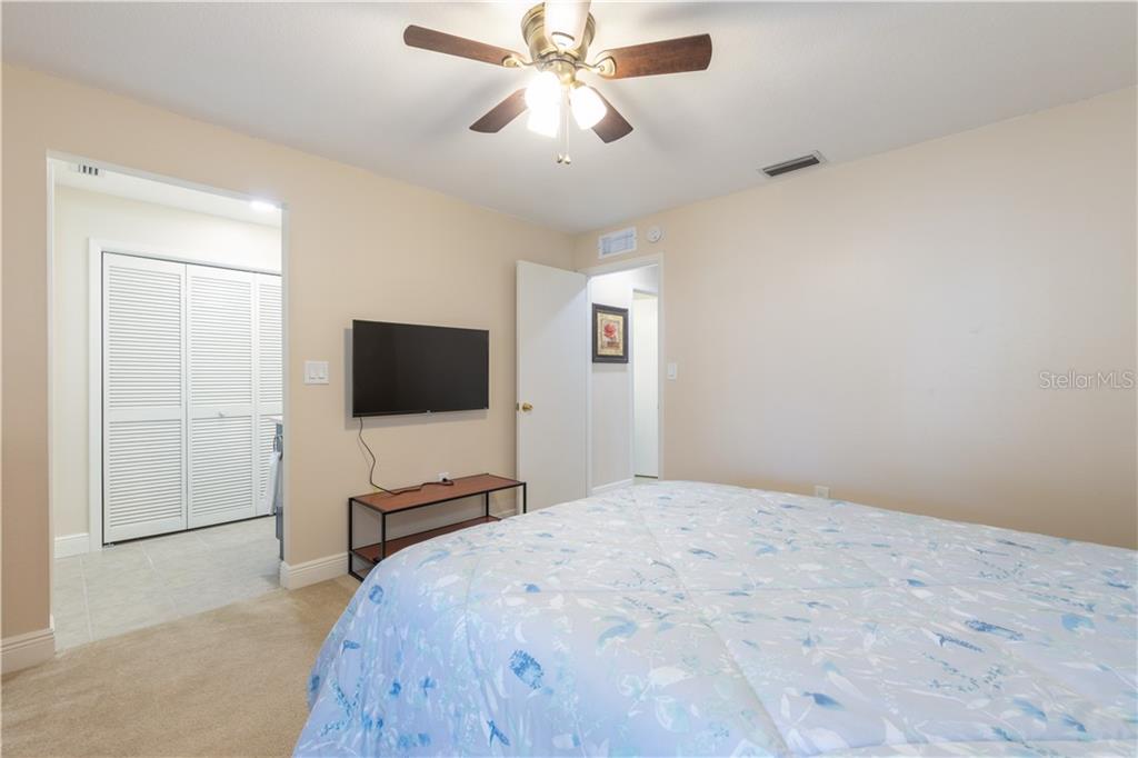 4711 Ridge Point Drive Tampa, FL 33624 - Photo 19 of 29