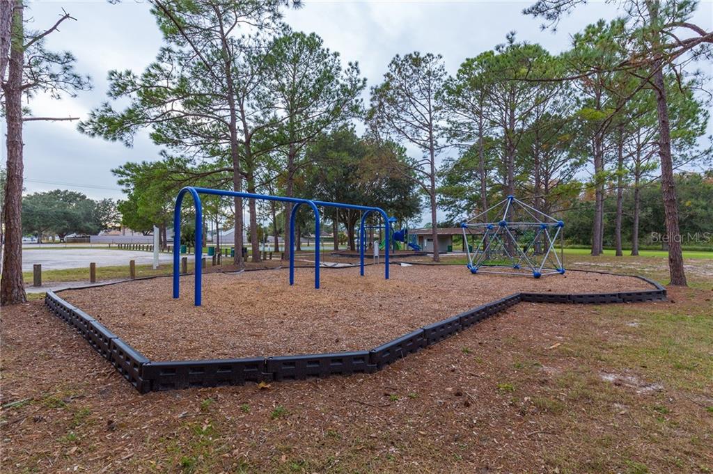 4711 Ridge Point Drive Tampa, FL 33624 - Photo 25 of 29