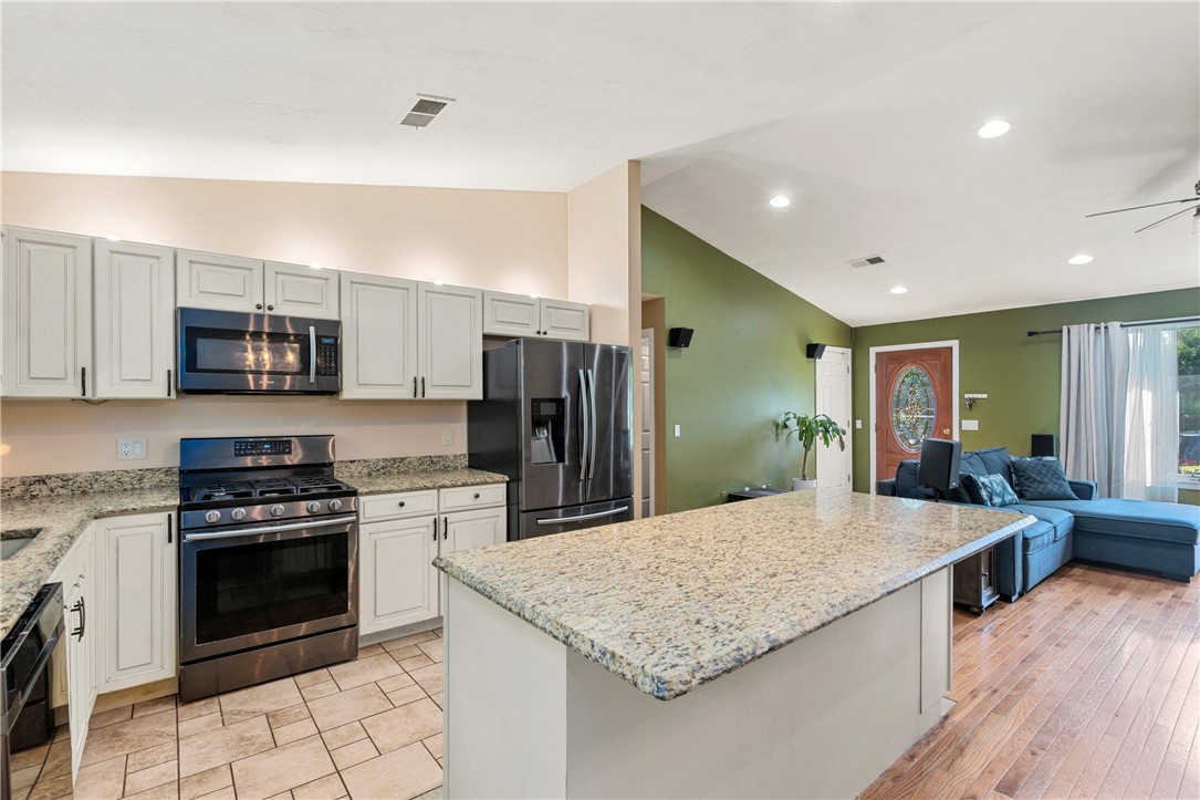 431 Hopkins Hill Road Coventry, RI 02816 - Photo 14 of 38 Gallery Image 14