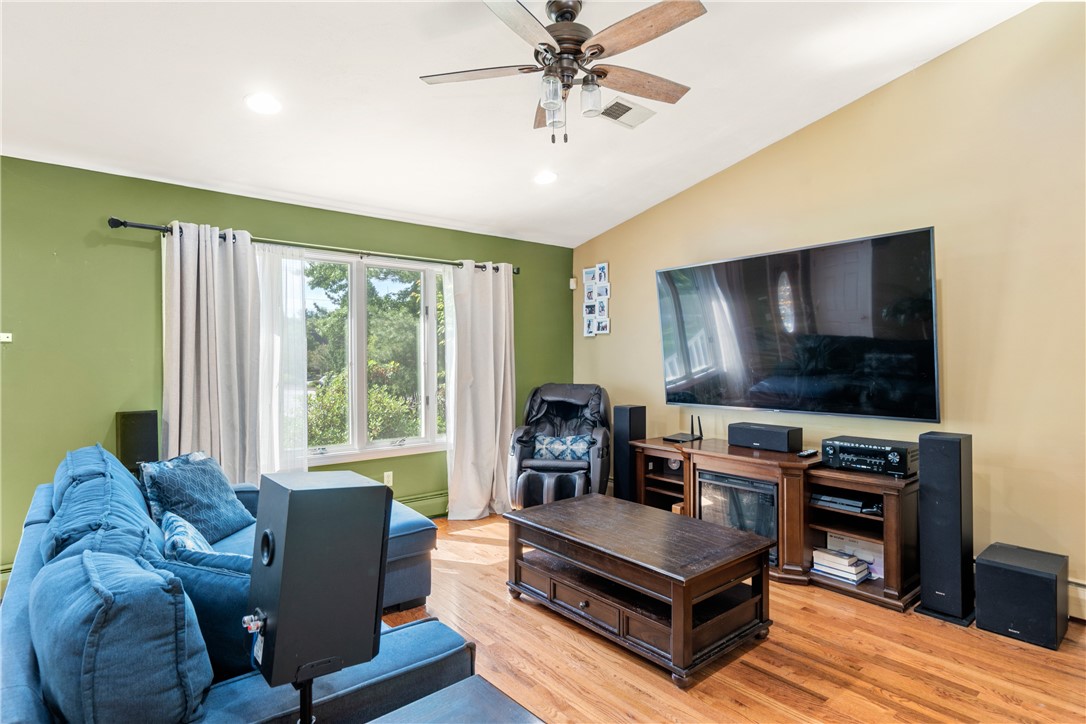 431 Hopkins Hill Road Coventry, RI 02816 - Photo 6 of 38 Gallery Image 6