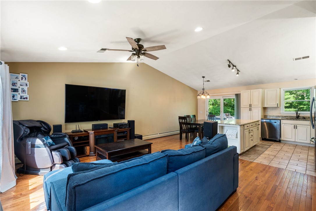 431 Hopkins Hill Road Coventry, RI 02816 - Photo 7 of 38 Gallery Image 7