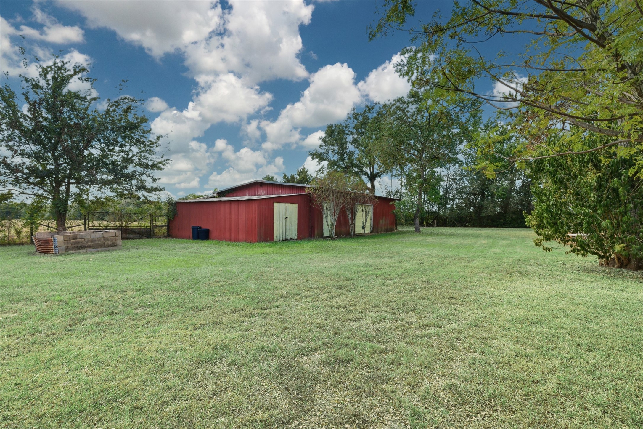 29211 Castle Road Waller, TX 77484 - Photo 21 of 24 Gallery Image 21
