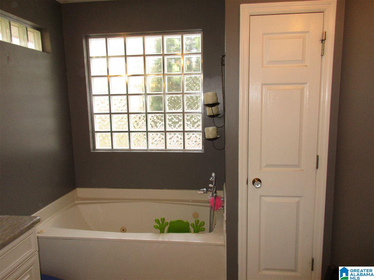 3519 Ashley Road Birmingham, AL 35209 - Photo 30 of 40