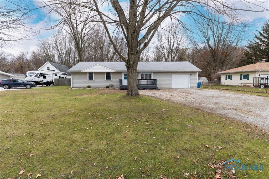 9031 Garden Road Maumee, OH 43537 - Photo 3 of 39 Gallery Image 3