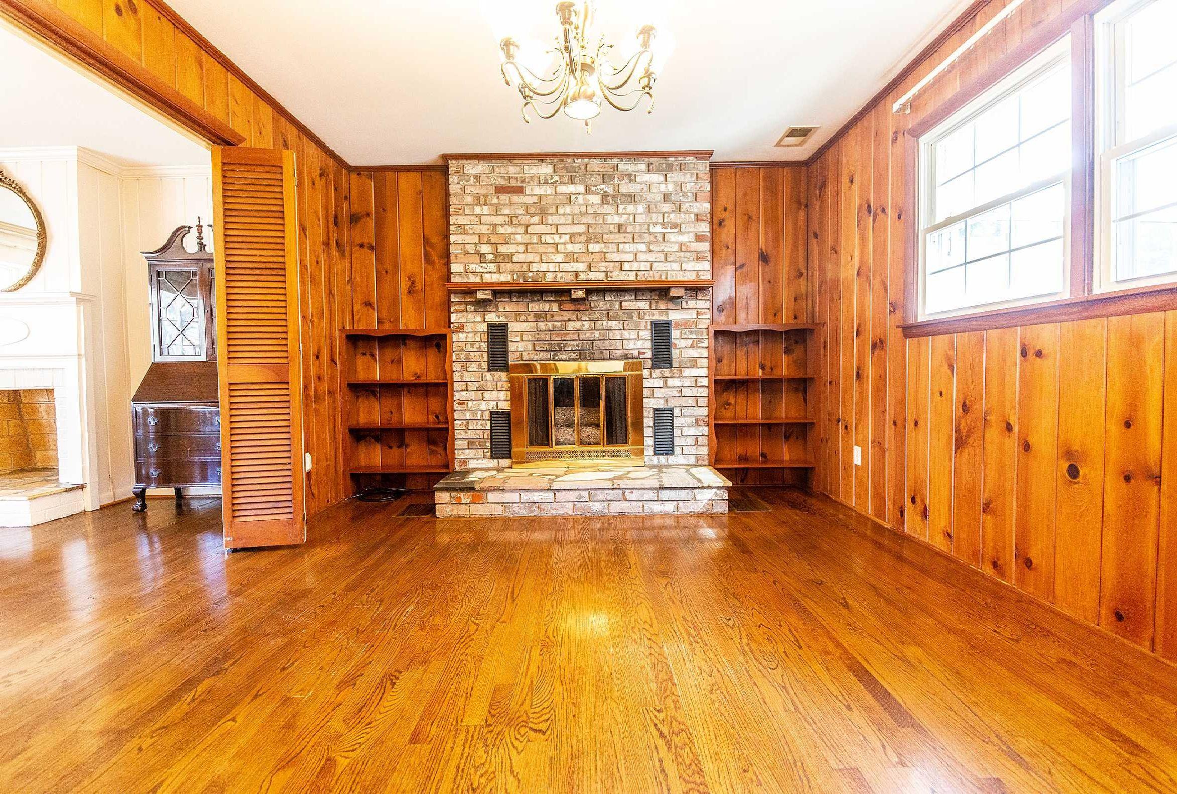 205 Beechwood Road Bristol, TN 37620 - Photo 11 of 30 Beechwood 26