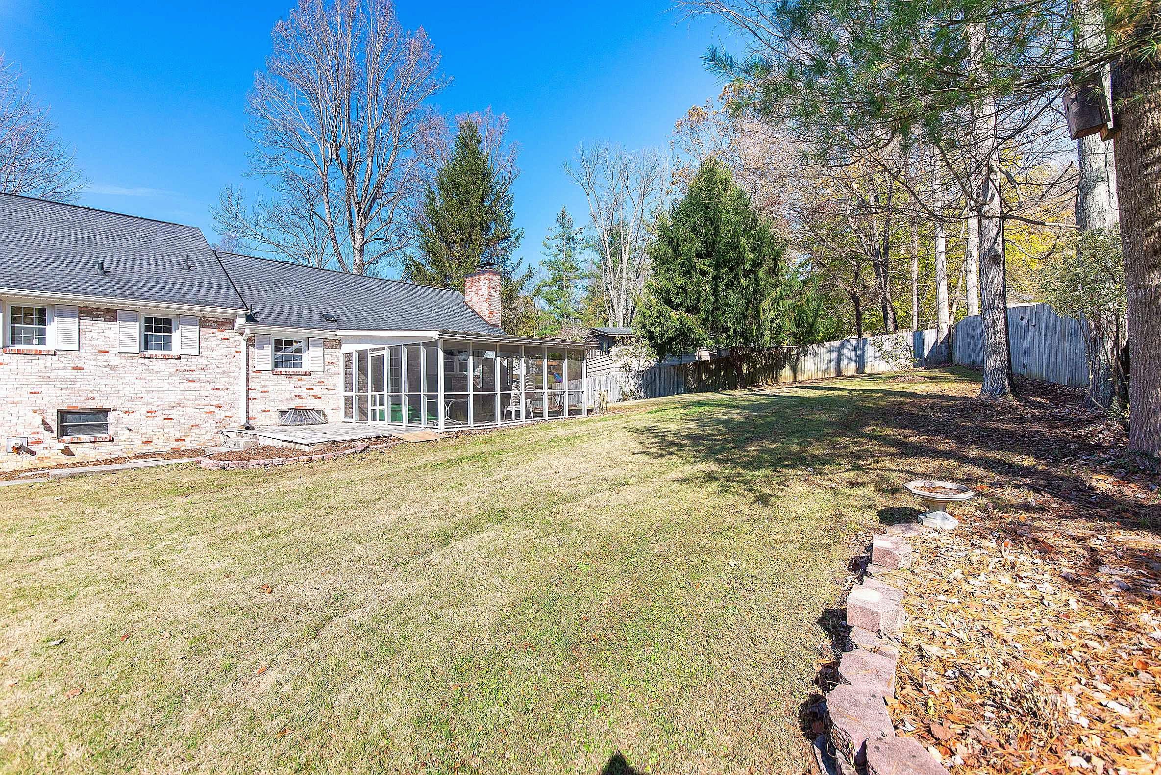 205 Beechwood Road Bristol, TN 37620 - Photo 16 of 30 Beechwood 15