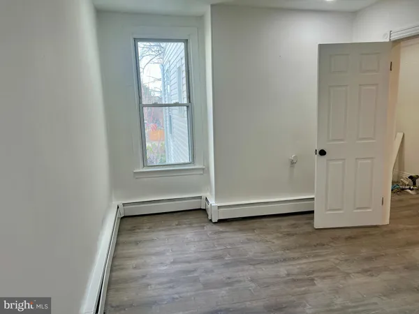 $2,500 | 1134 Brunswick Avenue, Trenton, NJ 08638