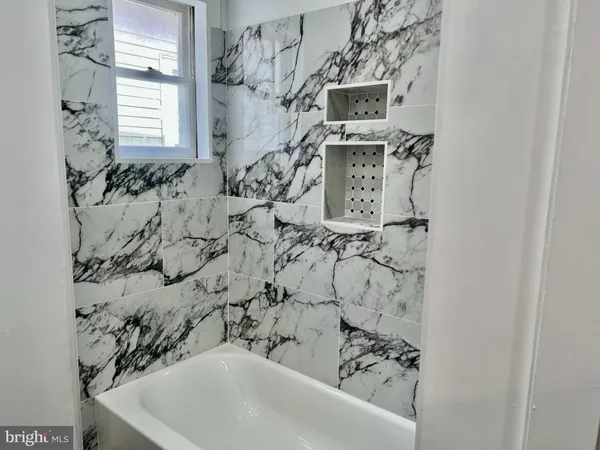$2,500 | 1134 Brunswick Avenue, Trenton, NJ 08638