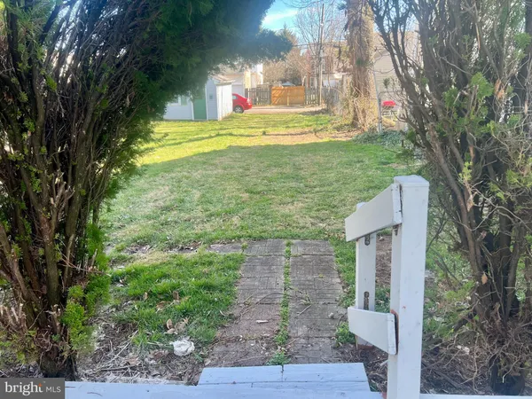 $2,500 | 1134 Brunswick Avenue, Trenton, NJ 08638