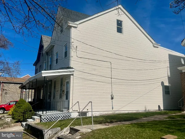 $2,500 | 1134 Brunswick Avenue, Trenton, NJ 08638