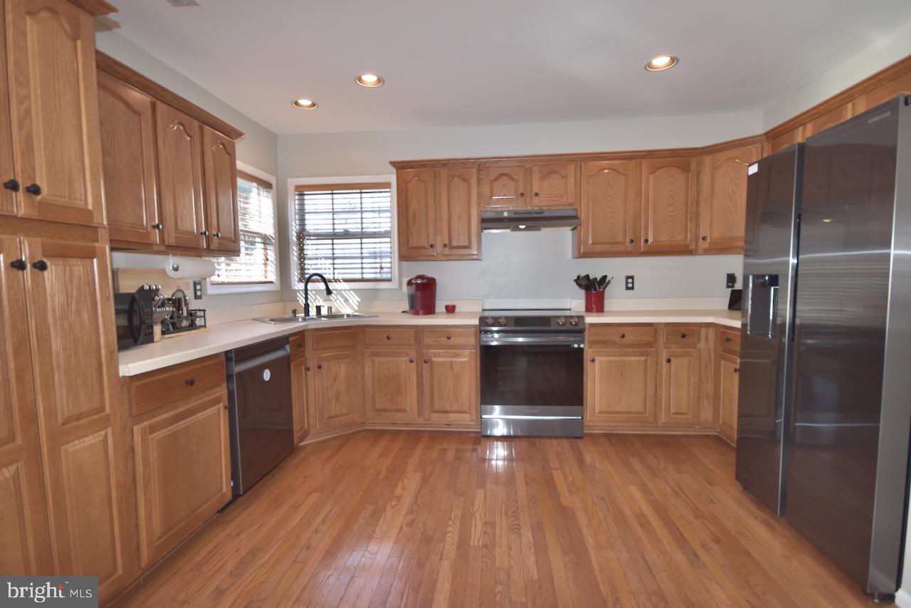 9204 Rilda Place Bristow, VA 20136 - Photo 7 of 33 Gallery Image 7
