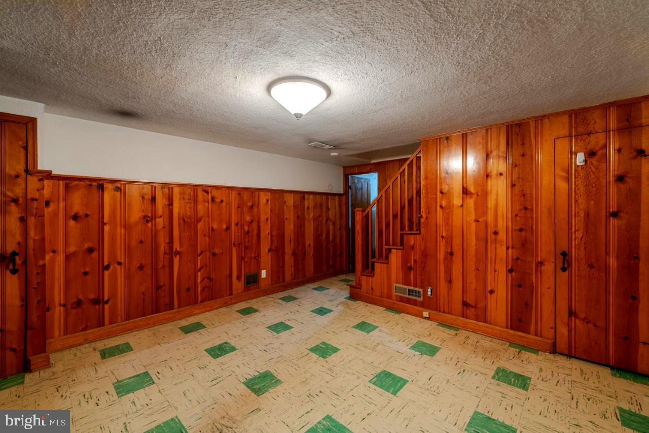 1411 Barrett Road Baltimore, MD 21207 - Photo 17 of 19 Basement
