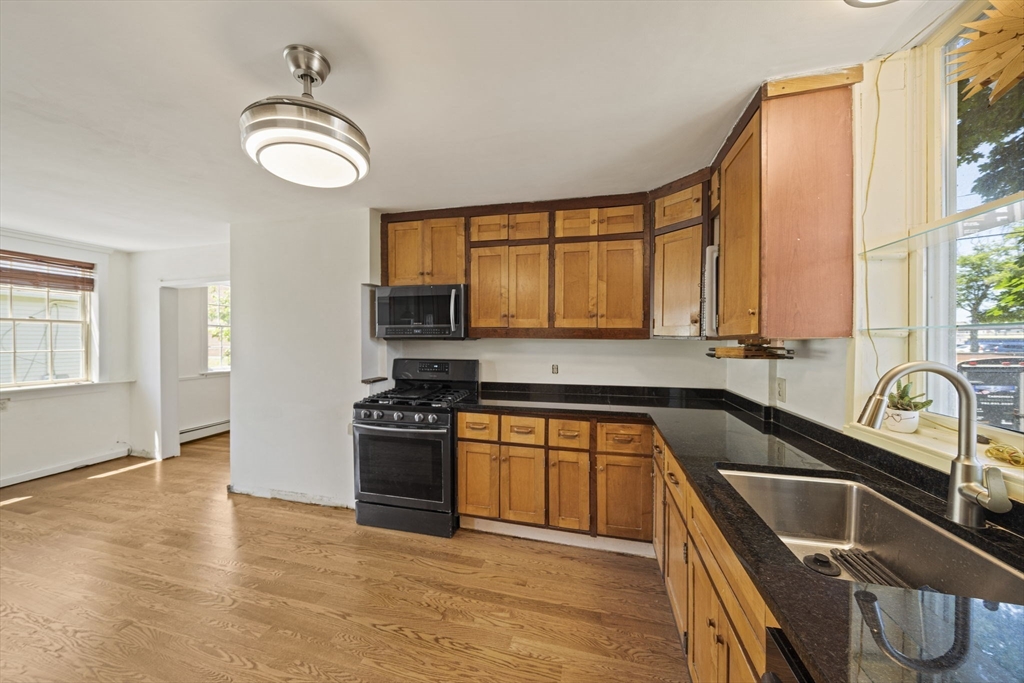 14 L Street Hull, MA 02045 - Photo 10 of 42