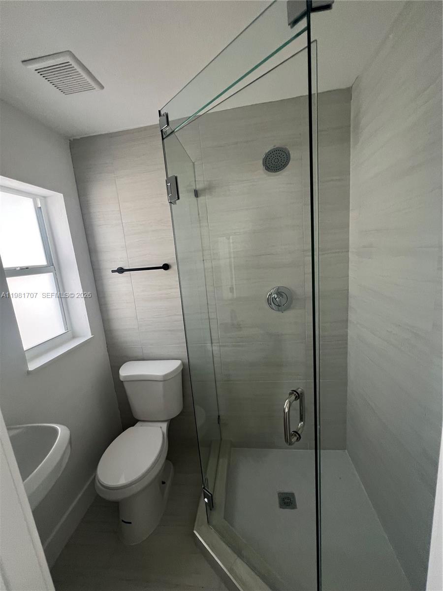 1706 Arthur Street, Unit 1 Hollywood, FL 33020 - Photo 10 of 11