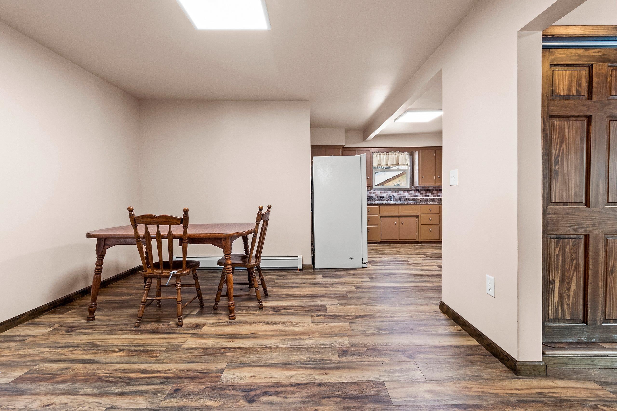 906 Mira Avenue Crivitz, WI 54114 - Photo 13 of 42