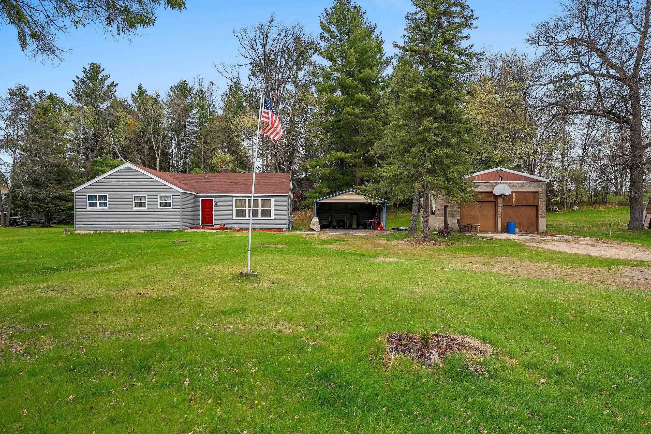 906 Mira Avenue Crivitz, WI 54114 - Photo 3 of 42