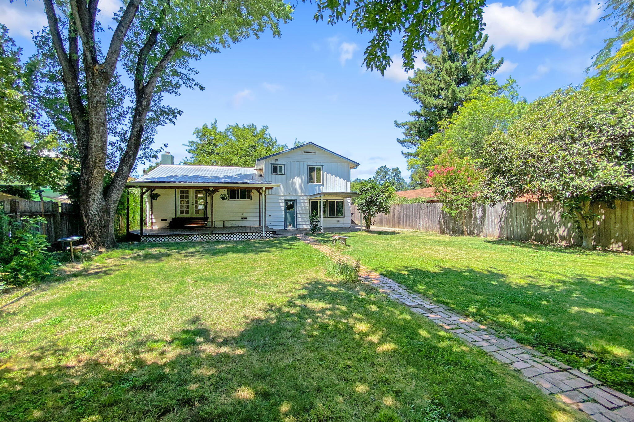 5039 Bidwell Road Redding, CA 96001 - Photo 31 of 41 37-web-or-mls-BiggerFlow Real Estate Med