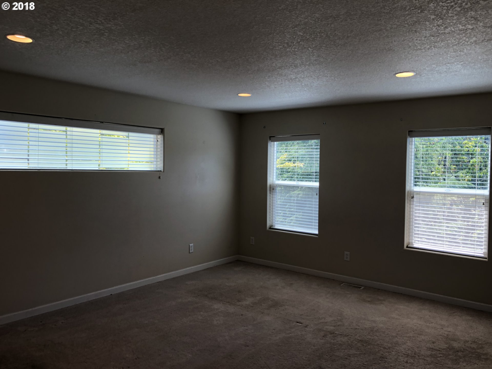 38284 Miller Street Sandy, OR 97055 - Photo 6 of 22 Gallery Image 6