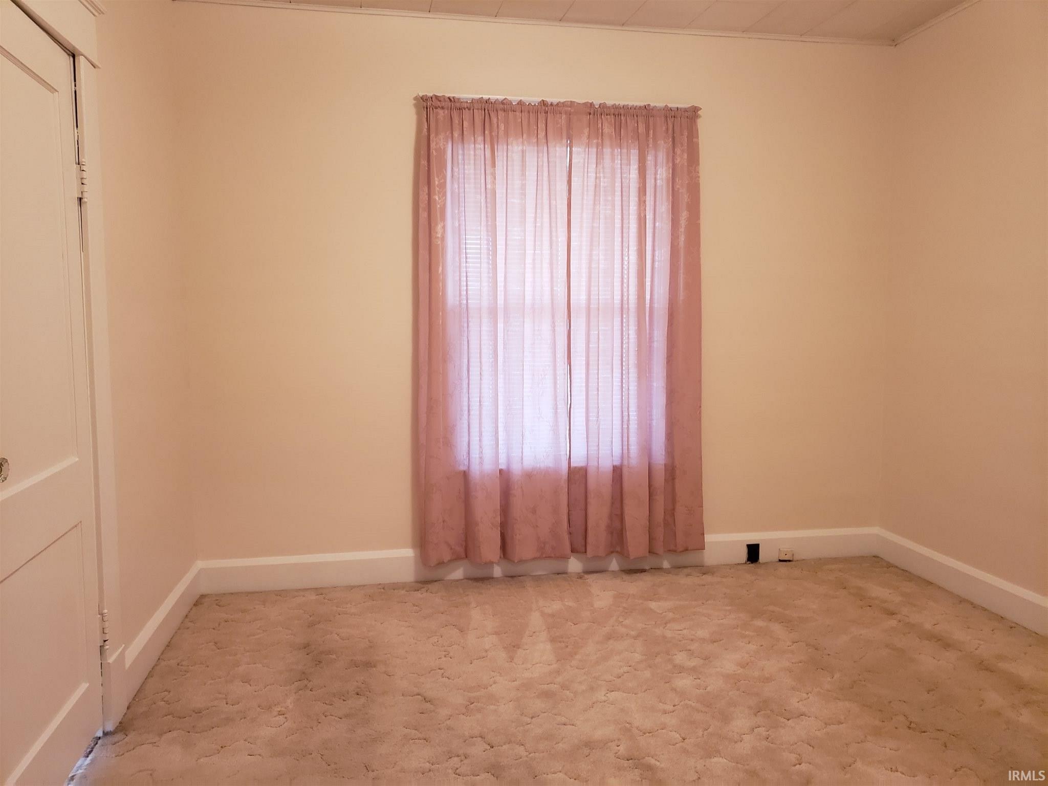 418 R Street Bedford, IN 47421 - Photo 11 of 13 Gallery Image 11