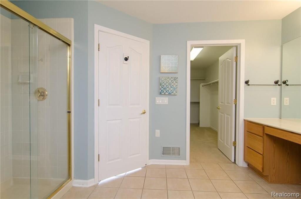 620 Bliss Drive Rochester Hills, MI 48307 - Photo 22 of 38