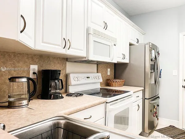 $3,800 | 3657 Asperwood Circle, Coconut Creek, FL 33073