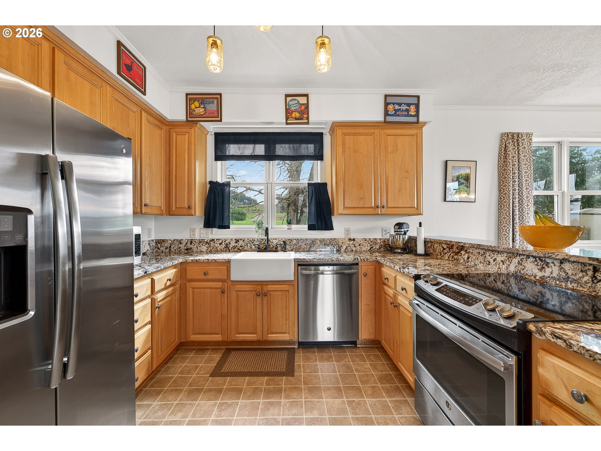 7280 Southeast Eola Hills Road Amity, OR 97101 - Photo 11 of 48