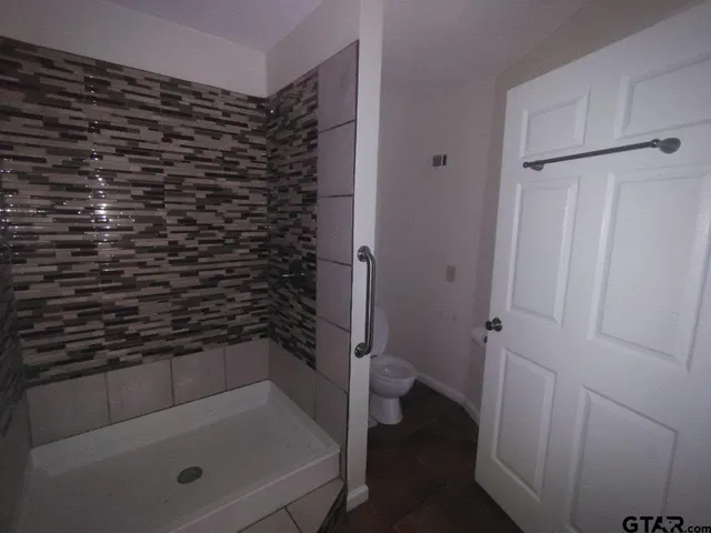 $309,999 | 7485 Iris Lane, Ore City, TX 75683