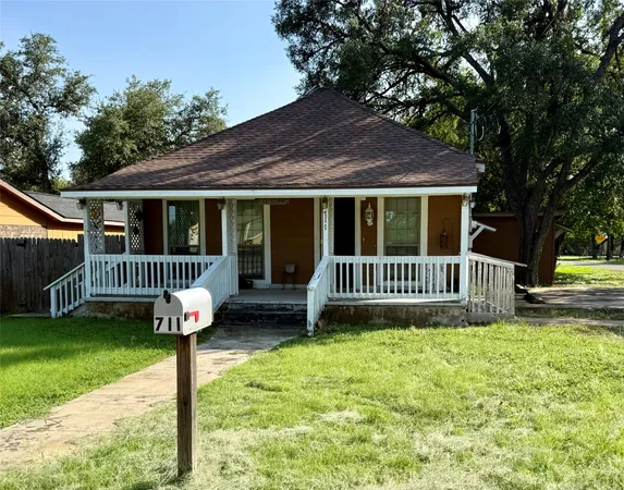 $175,000 | 711 North Bishop Street, San Marcos, TX 78666