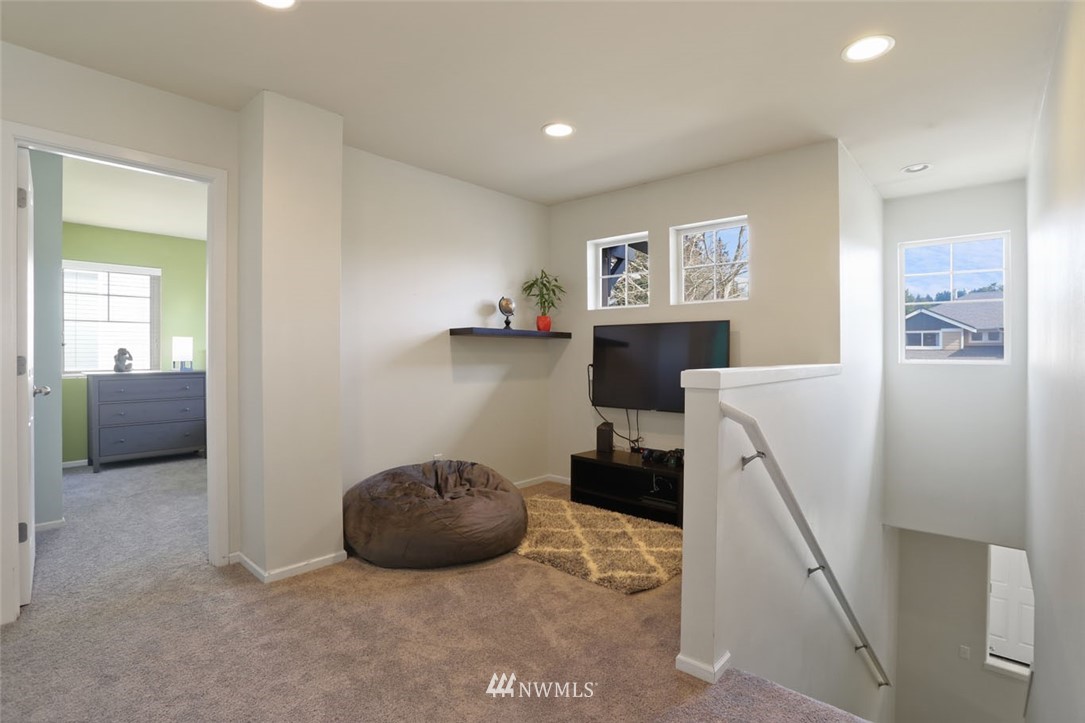 5825 Southeast 2nd Court Renton, WA 98059 - Photo 22 of 36 Gallery Image 22
