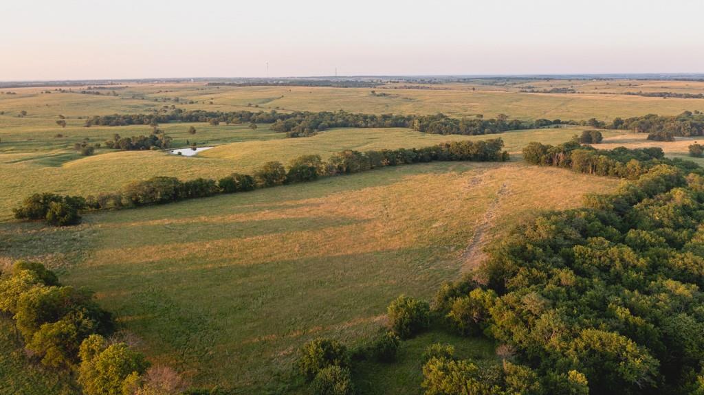 550 California Road Williamsburg, KS 66095 - Photo 7 of 75 Gallery Image 7